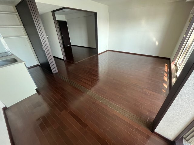 サニープレイス西芦屋２号館の居間・リビング