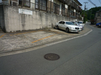 敷地内駐車場有、空要確認♪