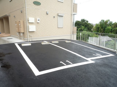 敷地内駐車場♪(空車要確認)