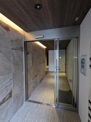 【エントランス】 | ニシサン　レジデンス