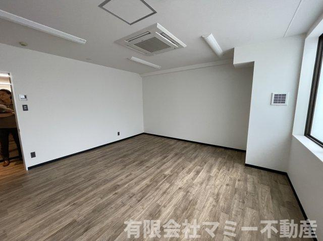 【内装】 | 諏訪栄町レンタルオフィスA