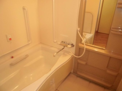 【浴室】 | レジデンス東本町 | きれいなお風呂です