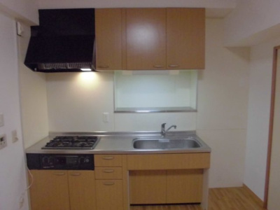 【キッチン】 | レジデンス東本町 | 収納も充実しています