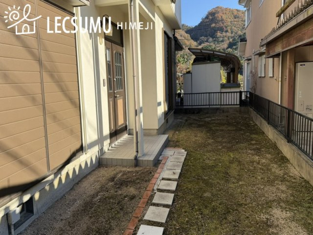 姫路市夢前町菅生澗／中古戸建の庭