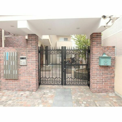 【エントランス】 | BOSTON HOUSE