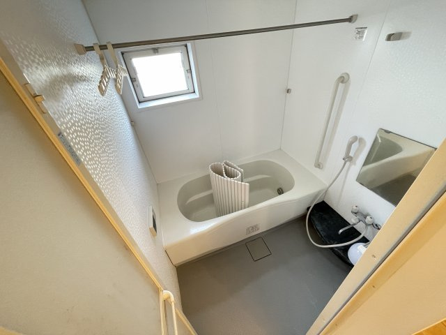 メゾンドシャルマンの洗面所