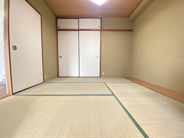 グランドール木下の和室