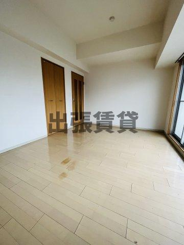 仲介手数料0円！フローラル森下の居間・リビング