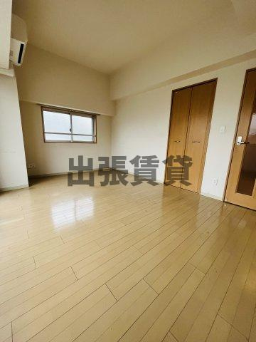 仲介手数料0円！フローラル森下の居間・リビング