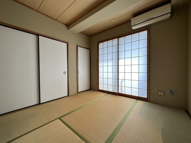 コンフォート赤羽台の和室
