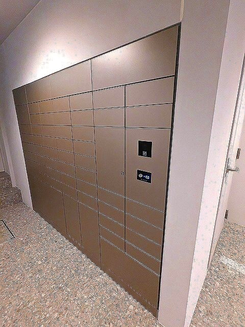ワンルーフレジデンス新御徒町の設備|宅配ＢＯＸ