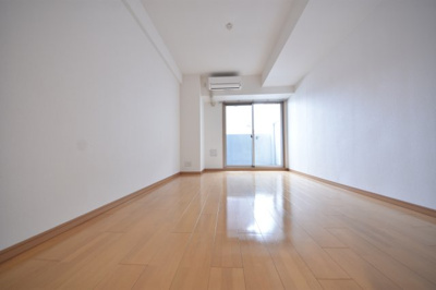 【居間・リビング】 | カスタリア三宮