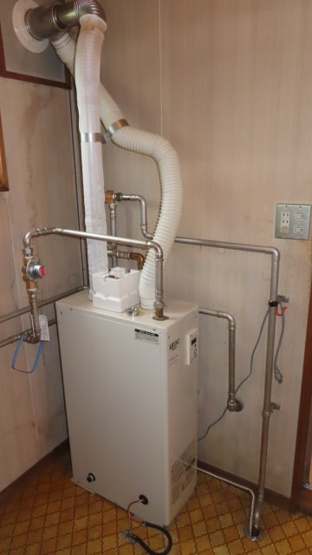 【脱衣所】 | 北見市緑町６丁目２番１号　中古売家 | ボイラー