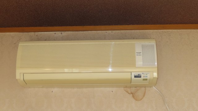 【冷暖房・空調設備】 | 北見市緑町６丁目２番１号　中古売家 | エアコン