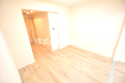 【寝室】 | エイチ・ツーオー布施 | 使い勝手のいい寝室です