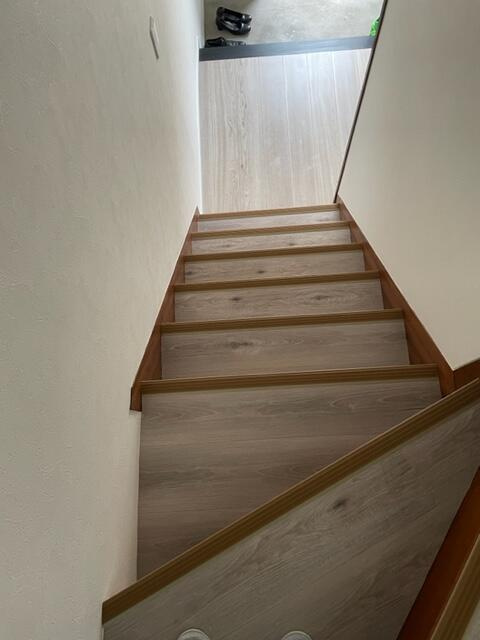 宇都宮市富士見が丘４丁目　２ＬＤＫ　中古住宅のその他|階段