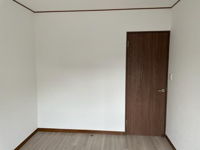 宇都宮市富士見が丘４丁目　２ＬＤＫ　中古住宅の収納|２Ｆ　西側部屋