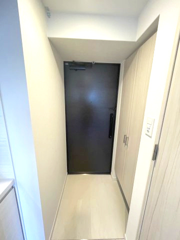 S-RESIDENCE難波大国町Deuxの玄関