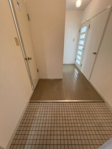 パレ月出の玄関