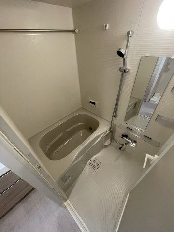 Dimus北浜の浴室