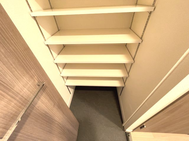 PHOENIX新大阪の収納