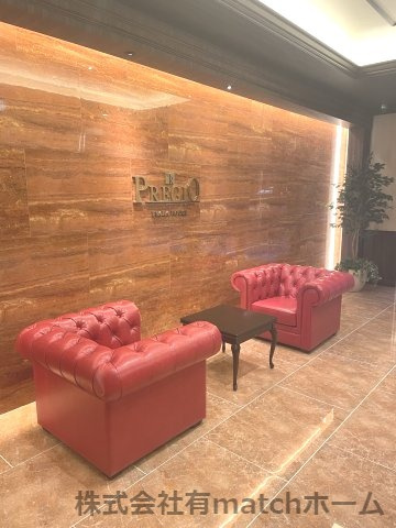 プレジオ江坂ROUGE　仲介手数料無料のロビー