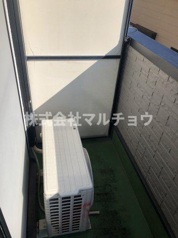 ミラノハイツのバルコニー|外からの目が気にならないバルコニーで洗濯物が干せます