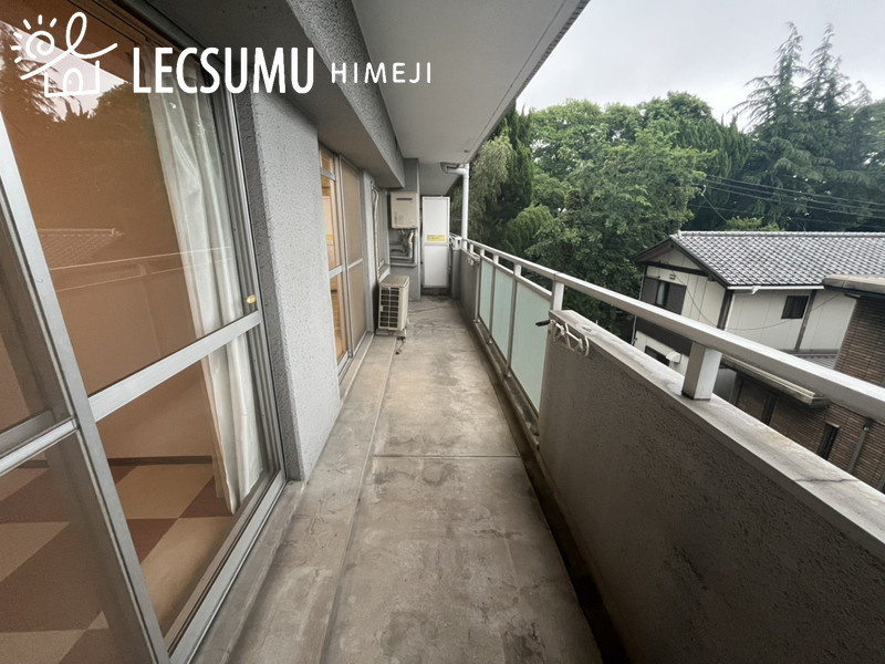 ロワイヤル京見橋のバルコニー