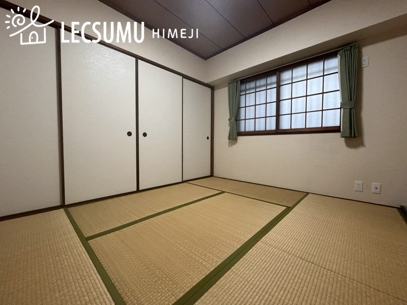 ロワイヤル京見橋の和室