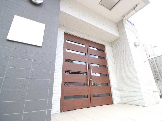 イリス長居公園のエントランス