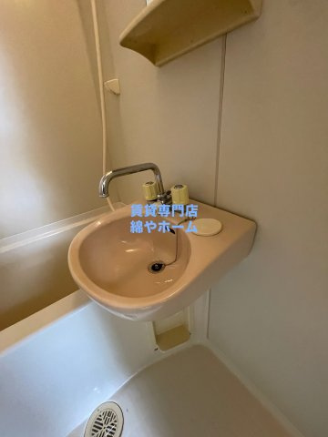 アレマーナ北加賀屋の洗面所|広い洗面スペース