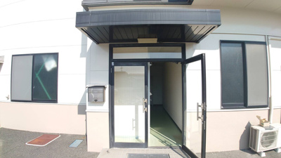 【エントランス】 | 村田建設事務所兼倉庫