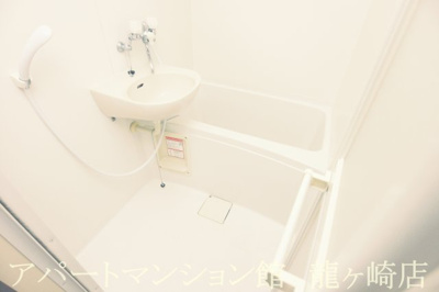 【浴室】 | レオパレスラッフィナート