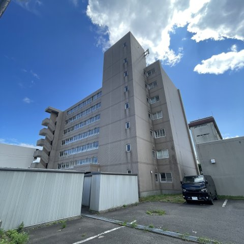 ティアラ高砂ハイツ