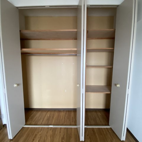 ティアラ高砂ハイツの収納