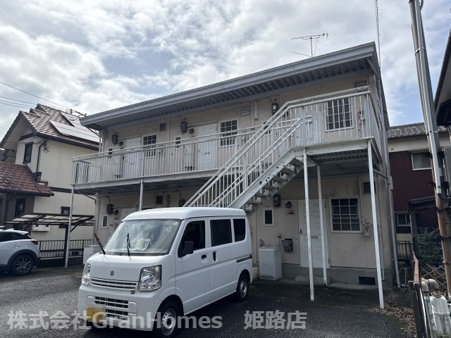 ドリームハウス岡本の外観