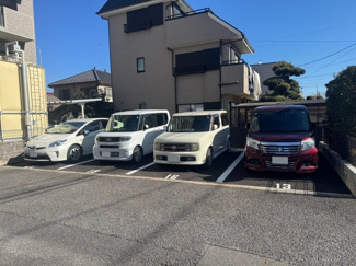 【駐車場】