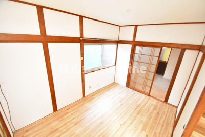 【居間・リビング】 | 久宝園３丁目貸家