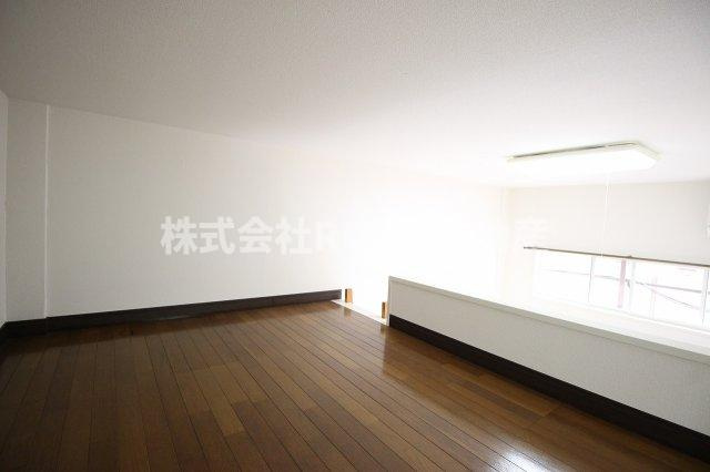 メイプルコート一万城の内装|内装は落ち着いています