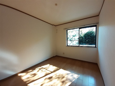 【洋室】 | ホワイトヒューレ | 洋室です