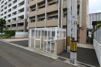 【その他共用部分】 | 敷地内ゴミ集積所