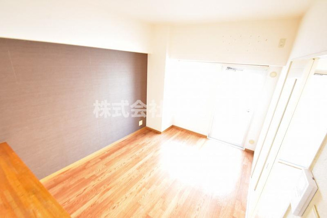 【居間・リビング】