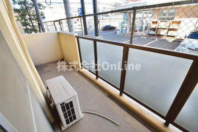 【バルコニー】