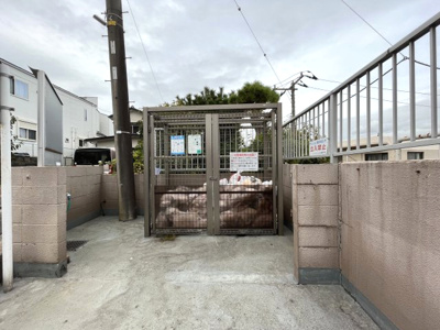 【その他共用部分】 | コスモ横浜藤棚弐番館 | 敷地内ゴミ置き場です。