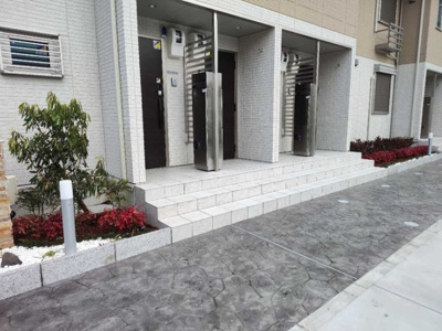 【エントランス】 | アークＢ棟