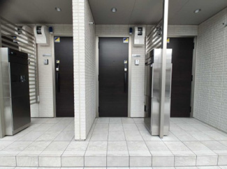 【玄関】 | アークＢ棟