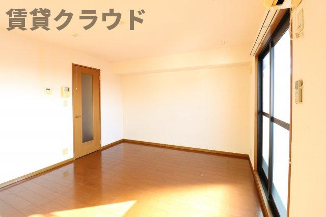 サンラルゴの居間・リビング|お気軽にお問い合わせください♪