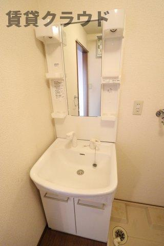 サンラルゴの洗面所|不動産屋のイメージを変えたい！『賃貸クラウド千葉蘇我店』へ♪