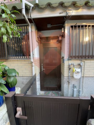 【エントランス】 | 高石市東羽衣1丁目戸建