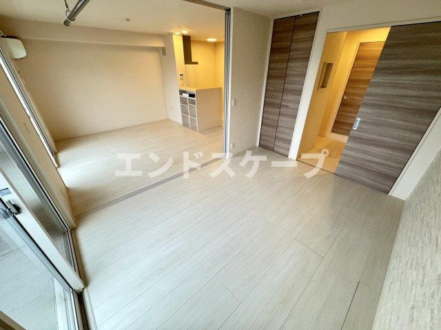 グランテラス高井の居間・リビング|高崎、前橋エリアのお部屋探しはエンドスケープまで！お客様の理想お聞かせ下さい♪